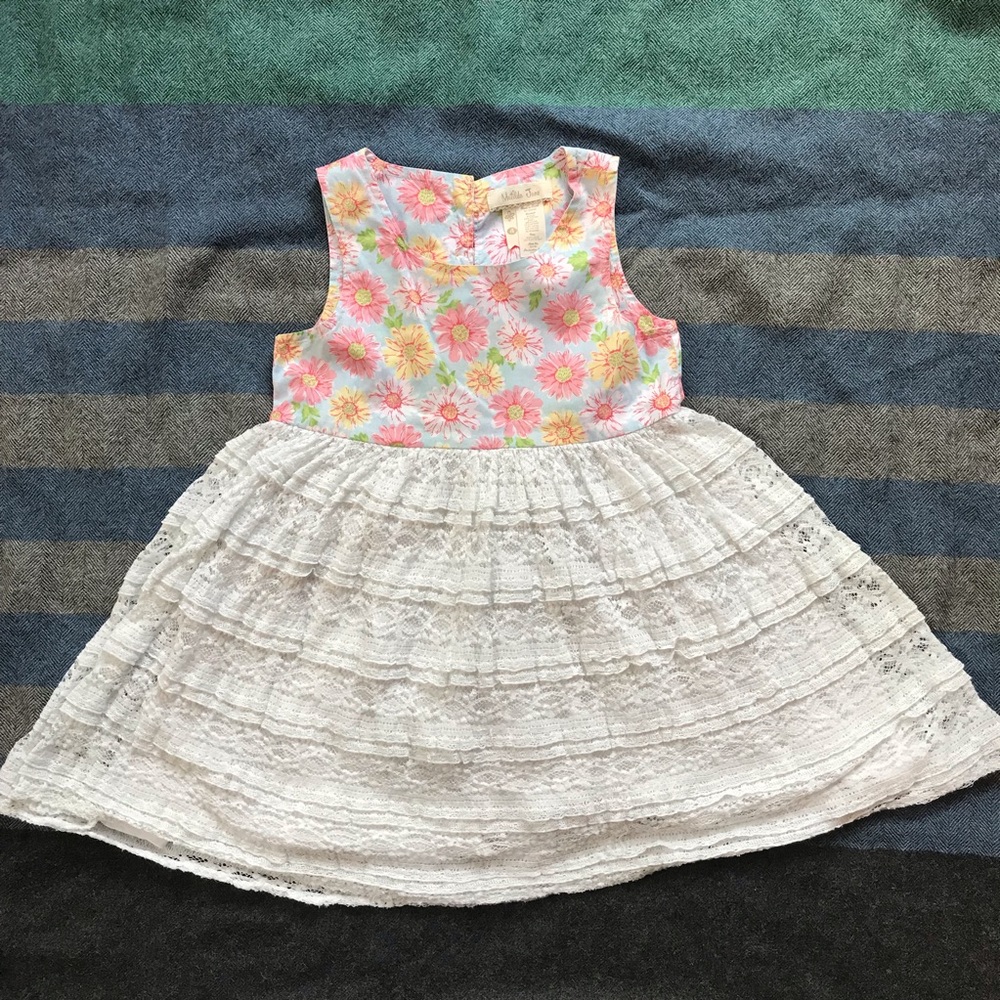 Matilda Jane size 4 Floral and Lace Dress